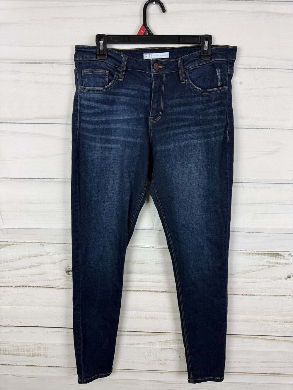 Day trip R159 Virgo Dark Wash Ankle Skinny Jeans Size 30R